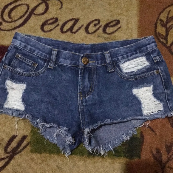 SSY, booty shorts size medium - Picture 2 of 3